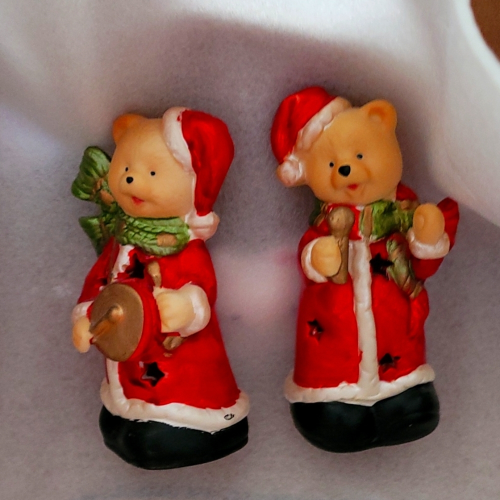 Musical Santa Bears